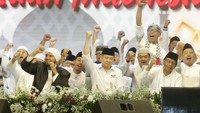 Dalam sambutannya, Mahfud mengatakan, kegiatan seperti sholawatan bersama jadi sangat penting jelang Pemilu 2024. Sebab, persatuan Indonesia harus selalu terjaga.  