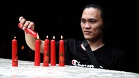 Melansir laman China Highlights, Tahun Baru Imlek 2024 merupakan tahun Naga, tepatnya Naga Kayu. Pergantian tahun ini dimulai tanggal 10 Februari 2024 hingga 28 Januari 2025. Dalam budaya Tionghoa, Naga melambangkan kehormatan, ketangguhan, serta keberuntungan.  