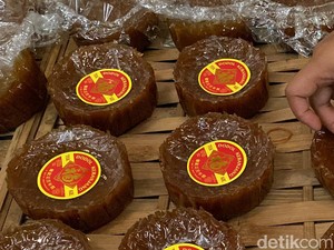 Kue Keranjang Populer Saat Imlek, Apakah Halal Dimakan Muslim?