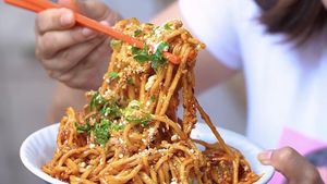 Bikin Bibir Jontor! Ini 10 Mie Pedas Terkenal di Berbagai Daerah
