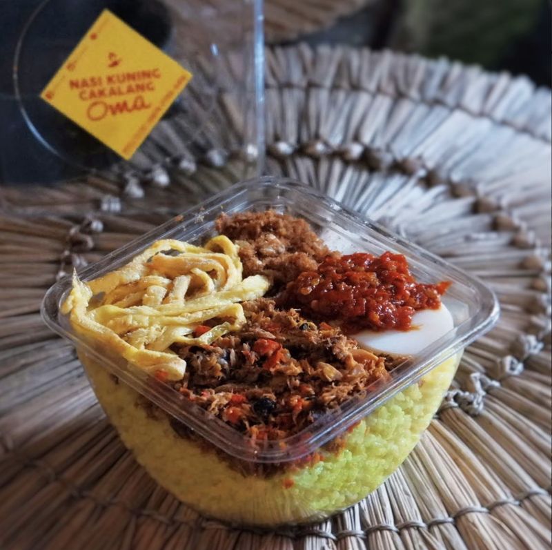 Nasi kuning cakalang