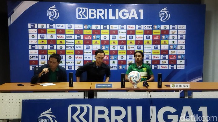 Pelatih Persebaya Paul Munster