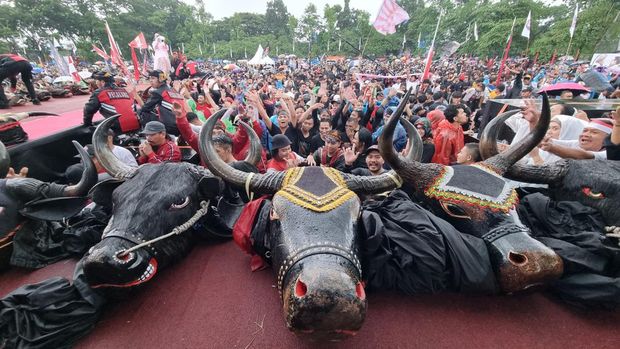 Pemain bantengan kampanye Ganjar Malang