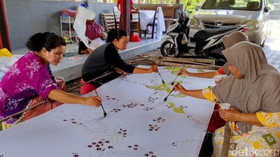 Perajin Batik Probolinggo Banjir Pesanan di Tahun Politik
