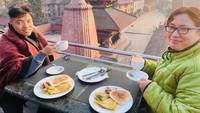 Breakfast with view di kota kuno Bakthapur yang indah bersama Agustinus Wibowo