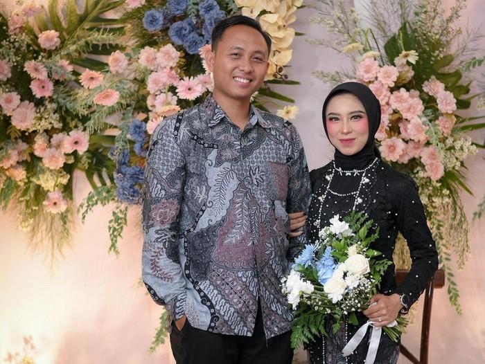 Wanita ini mengungkapkan chattingan dua hari langsung dilamar, viral di media sosial