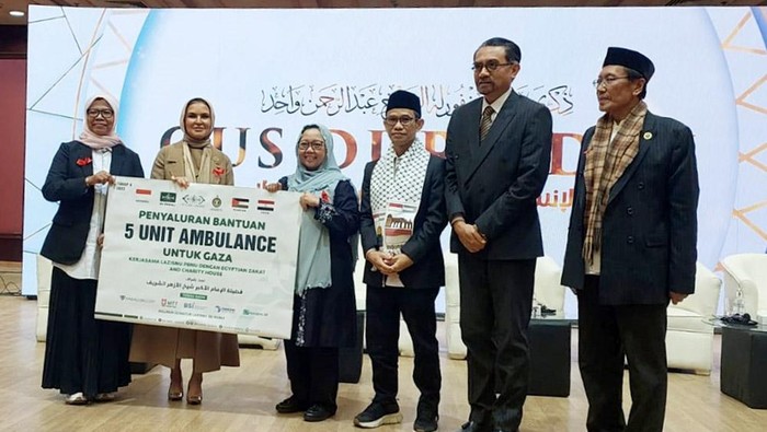 NU Care-Lazisnu PBNU terus menyalurkan bantuan kemanusiaan untuk warga Gaza, Palestina. Kali, bantuan berupa 5 (lima) unit ambulans dikriimkan Indonesia untuk Palestina.