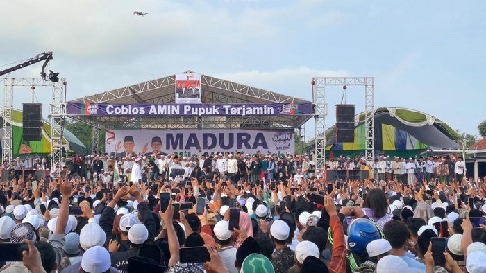 Anies kampanye akbar di Pamekasan pada 31 Januari 2024 (Lisye/detikcom)