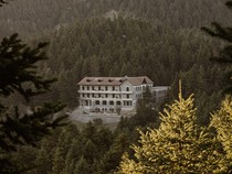 Potret Bangunan Bekas Rumah Sakit yang Disulap Jadi Hotel Mewah