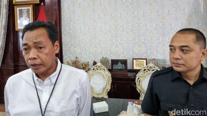 BPK Jatim saat menemui Walkot Eri dan melakukan pengarahan kepada jajaran Pemkot Surabaya.