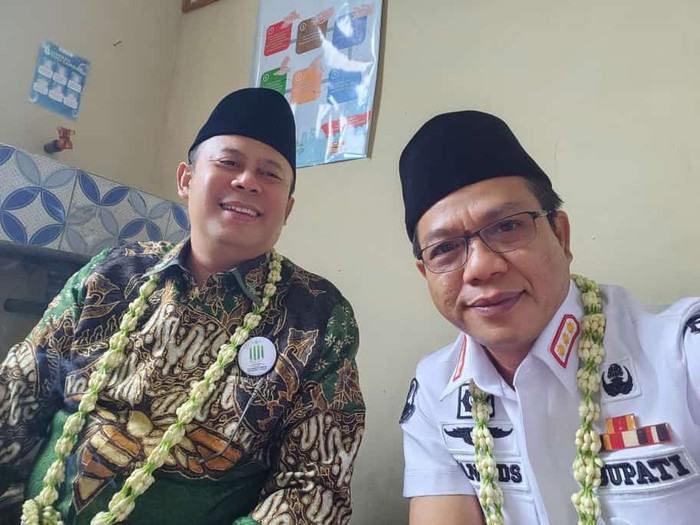 Bupati Bandung Dadang Supriatna (Kang DS) saling lempar pujian dengan Ketua Fraksi PKB DPR RI Cucun Ahmad Samsurijal.