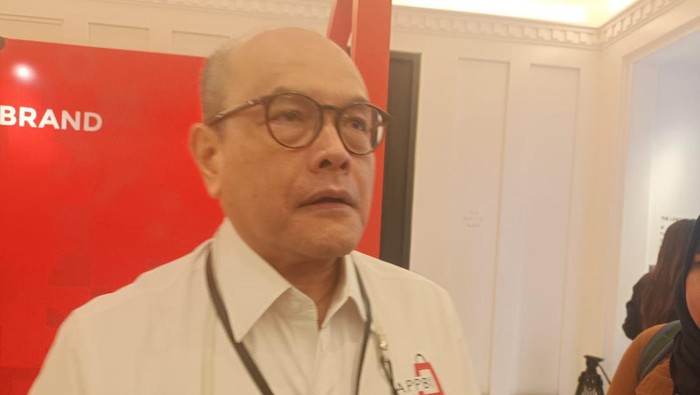 Chief Operation Officer Agung Sedayu Retail David Hilman.