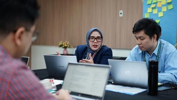 Layanan CTO as a Service Enigma Camp berupaya membantu perusahaan dalam menentukan anggaran dan mitigasi risiko, termasuk didalamnya pengembangan dan pemeliharaan sistem aplikasi, infrastruktur, dan mengelola Sumber Daya Manusia (SDM) di Direktorat Teknologi Informasi. 