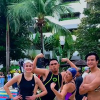 Sementara di kelas estafet Gisel satu tim dengan Dito Percussion, Dion Wiyoko, dan Agatha Valerie. Di kelas estafet, tim Gisel mendapat juara kedua setelah tim Cinta Laura. Foto: Instagram/@gisel_la/@claurakiehl