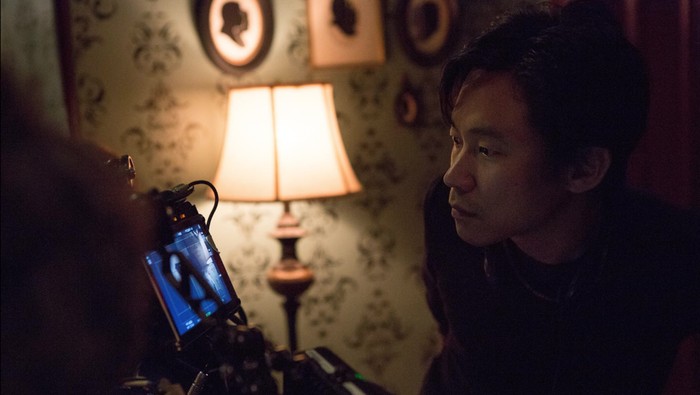 James Wan saat syuting Insidious; Chapter 2.