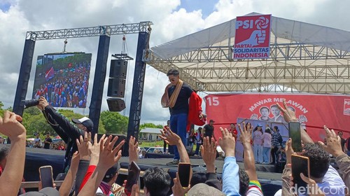 Kaesang Pangarep saat kampanye akbar PSI di Kupang, NTT.