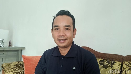 Ketua Bawaslu Lombok Barat Rizal Umami. (Ahmad Viqi/detikBali)