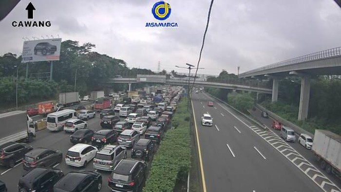Kondisi lalin Tol Dalam Kota Km 00+700 pada Rabu (31/1/2024) (CCTV PUPR)