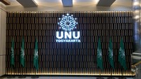 Lobi utama Kampus Terpadu UNU Yogyakarta yang berada di Jalan Ringroad Barat, Dowangan, Banyuraden, Gamping, Sleman, Yogyakarta. (Fahri Zulfikar/detikEdu)