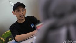 Di Balik Sosok Teror Pocong Duloh