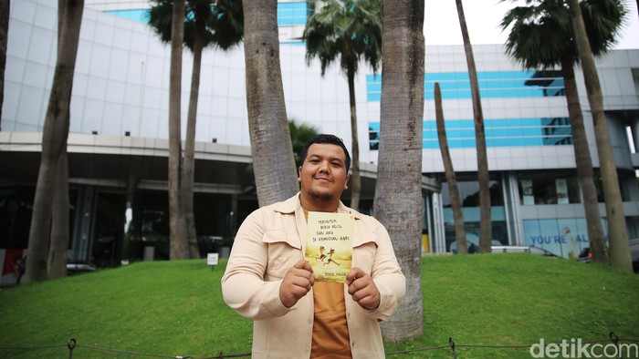 Novel Teruntuk Masa Kecil Dan Aku Di Kemudian Hari Karya Rofie Fauzie