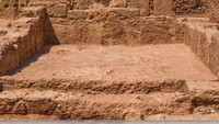 Toko wine era Kekaisaran Romawi itu ditemukan di kota kuno Sikyon, yang terletak di pantai utara Peloponnese di selatan Yunani. Foto: (Photo courtesy of Scott Gallimore via Smithsonianmag & Live Science)