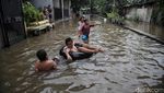Penampakan Banjir di Jakarta, Titik Bertambah Jadi 38 RT