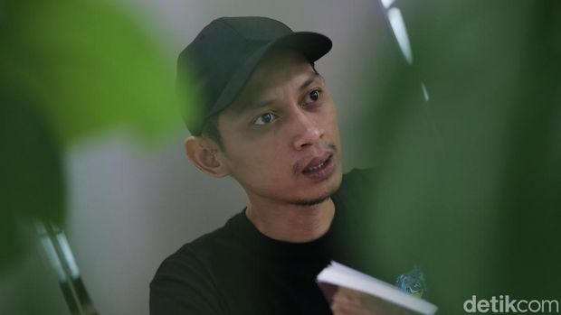 Penulis Buku Teror Pocong Duloh
