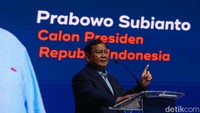Calon Presiden (Capres) Nomor Urut 2 Prabowo Subianto berpidato dalam acara Trimegah Political and Economic Outlook 2024 di The Ritz-Carlton Pacific Place, Jakarta, Rabu (31/1/2024).