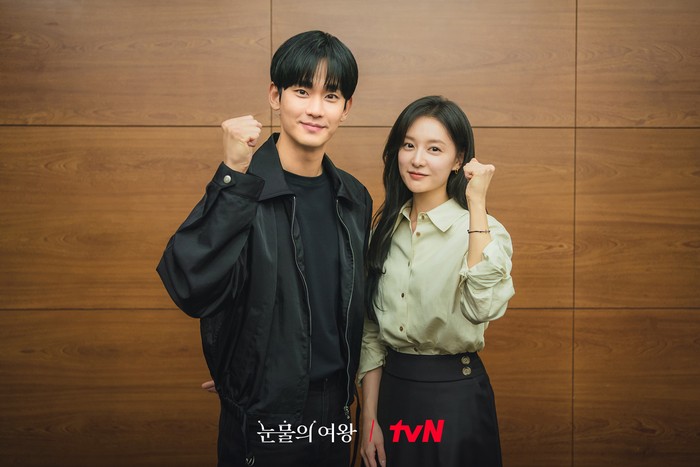 Bintang drama Korea Queen of Tears di sesi pembacaan naskah perdana.
