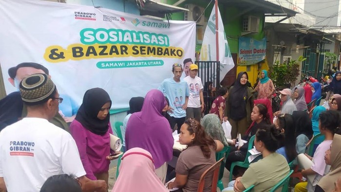 Relawan Samawi mengkampanyekan paslon capres-cawapres Prabowo-Gibran di Jakut.