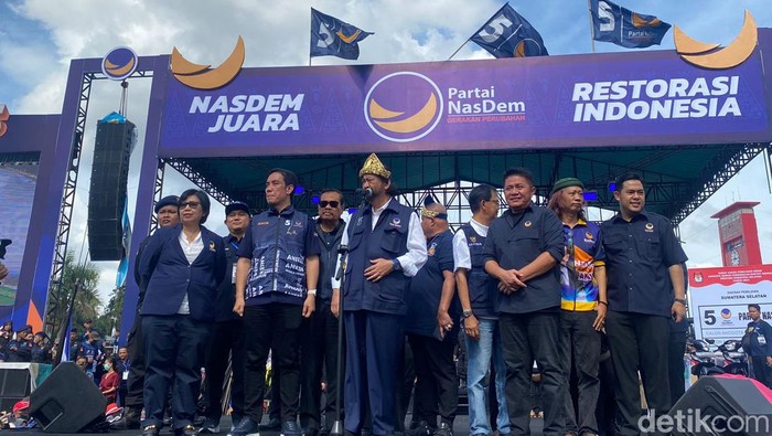 Surya Paloh kampanye akbar Partai Nasdem di BKB, Palembang, Sumsel.
