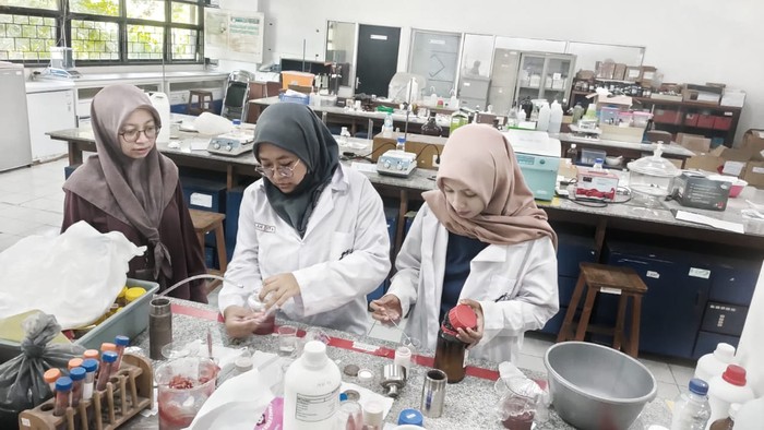 Tim Mahasiswa ITS Kembangkan Teknologi Water Splitting
