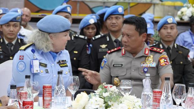 33 personel Polri yang bertugas sebagai Individual Police Officer (IPO) pada misi perdamaian United Nation Missionin South Sudan (UNMISS) meraih penghargaan.
