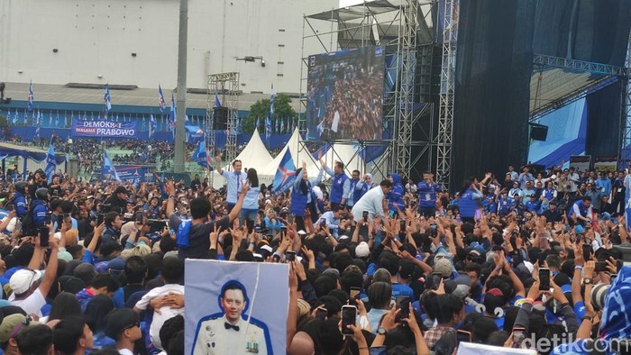 AHY Bakar Semangat Warga Malang Menangkan Prabowo