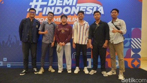 Antusias Mahasiswa dari berbagai fakultas di Universitas Udayana hadiri acara #Demi Indonesia Cerdas Memilih di Denpasar, Bali.