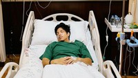 Ini kondisi Atta Halilintar usai menjalani operasi tersebut. Foto: instagram Atta Halilintar