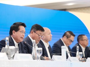 Simpanan Warga RI di BSI Rp 293,7 Triliun, 40% dari Dana Murah