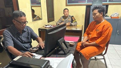 BSL menjalani pemeriksaan di Mako Polsek Benoa, Selasa (23/1/2024). (Humas Polresta Denpasar)