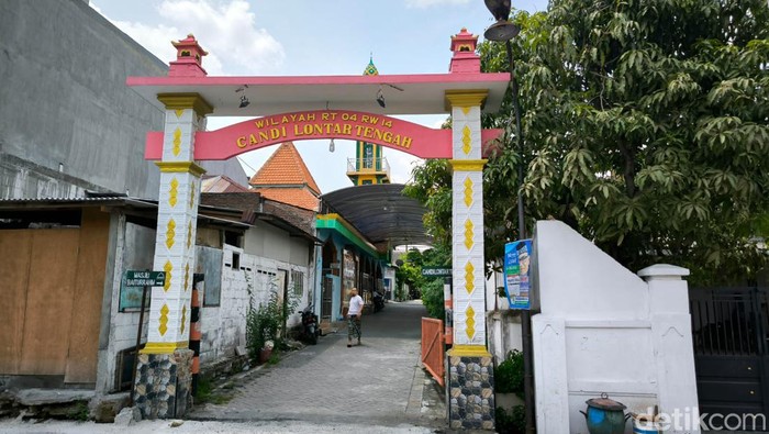 candi lontar