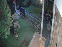 Detik-detik Pria Curi Motor di Buleleng Terekam Jelas Lewat CCTV