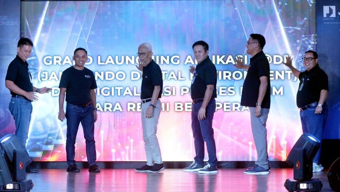 Dekatkan Konsumen dengan Jamkrindo Digital Environment Jawab tantangan masa depan, Jamkrindo memperkenalkan Digital Environment atau J@DE yang merupakan sebuah platform pemasaran digital perusahaan guna memudahkan konsumen.