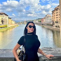 Ingin membuktikan bahwa dirinya memang anak Lamborghini, Flavia akhirnya memutuskan untuk mencari bukti dan konfirmasi. Aku tidak ingin menyinggung siapapun. Tapi aku ingin tahu aku anak siapa, katanya di pengadilan dilansir Telegraph. Foto: Instagram