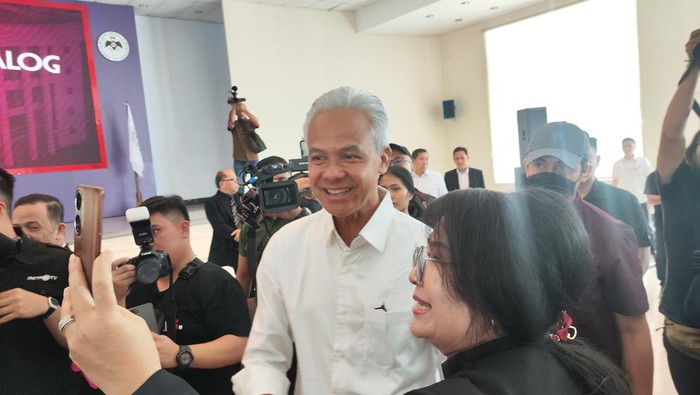 Ganjar dialog dengan tokoh agama di Manado (Alfons/detikcom)