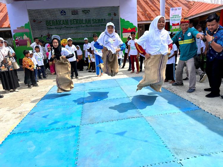 Potret Gerakan Sekolah Sehat di SDN Sumbar dengan Permainan Tradisional