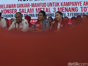 Intip Persiapan Relawan Ganjar-Mahfud Jelang Konser Salam Metal di GBK