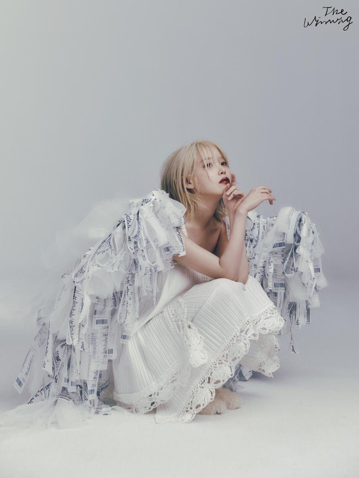 IU Foto IU untuk album mini (EP) The Winning.