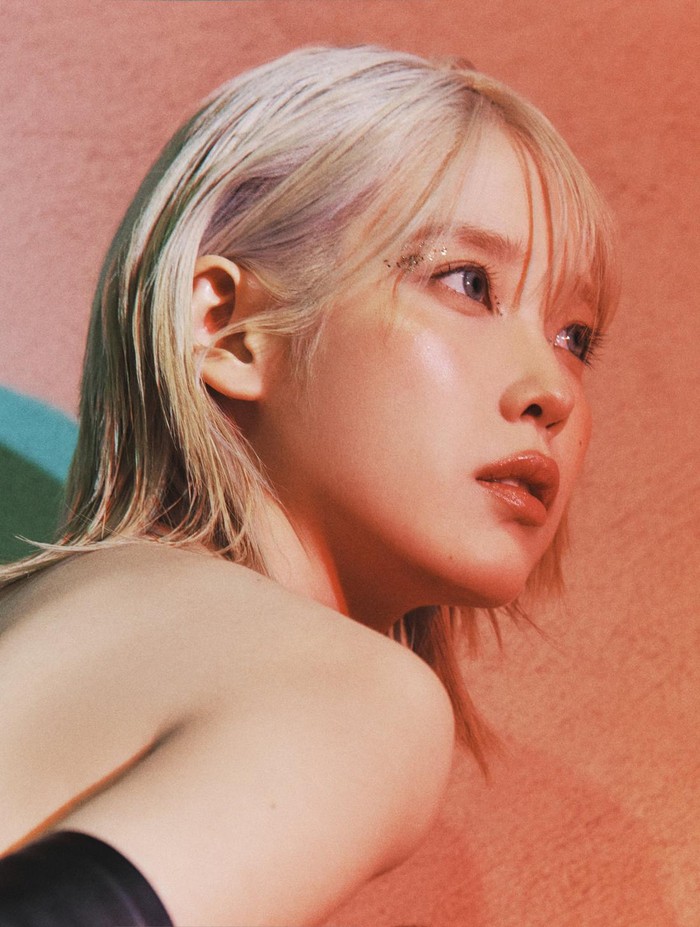 IU Foto IU untuk album mini (EP) The Winning.