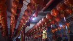 Jelang Imlek, Lampion Merahkan Vihara Hok Tek Bio Ciamis