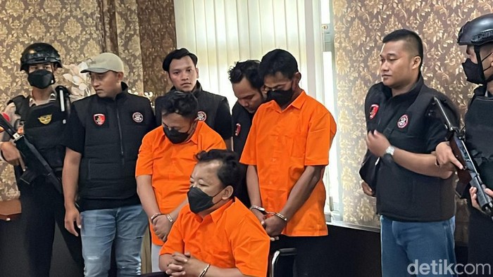Jumpa pers pengungkapan kasus penembakan digelar di Mapolres Karanganyar, Kamis (1/2/2024).